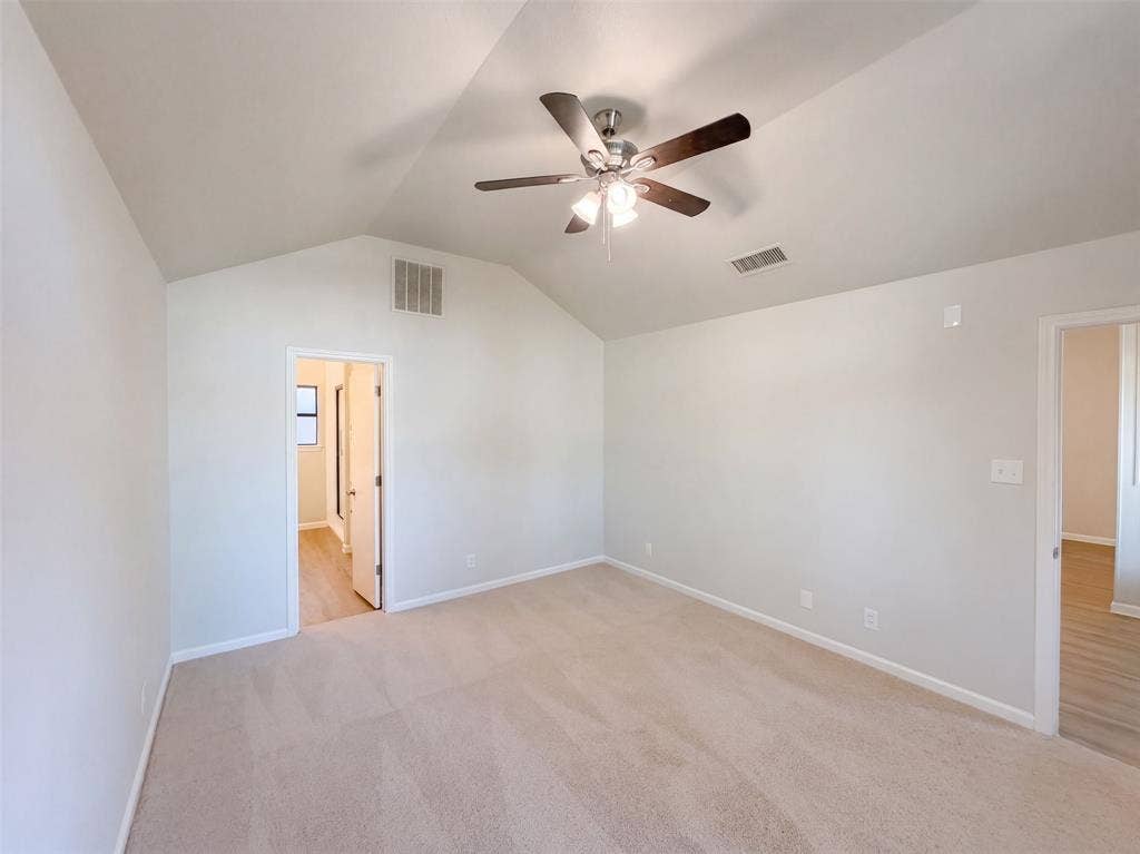 2812 Beverly Drive, Denton, TX 76209 2812 Beverly Drive, Denton, TX 76209