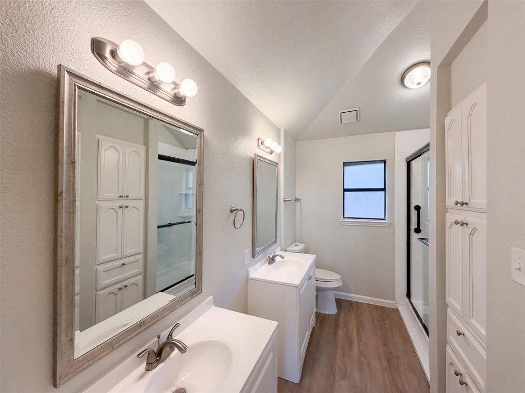 2812 Beverly Drive, Denton, TX 76209 2812 Beverly Drive, Denton, TX 76209