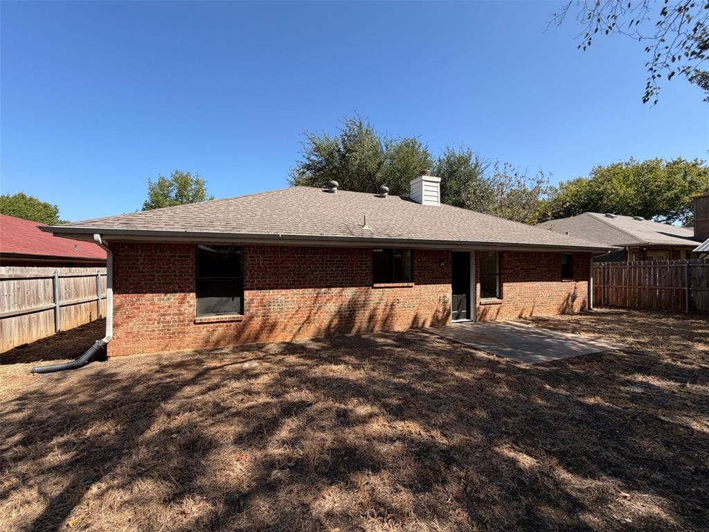 2812 Beverly Drive, Denton, TX 76209 2812 Beverly Drive, Denton, TX 76209