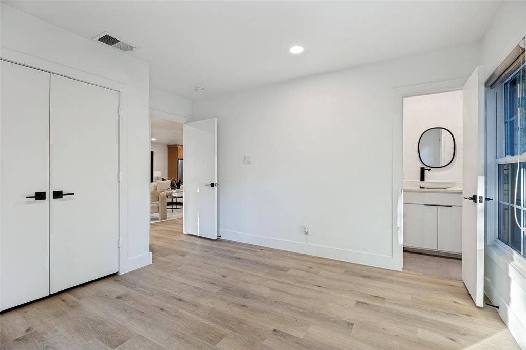 1434 Tranquilla Drive, Dallas, TX 75218 Third bedroom