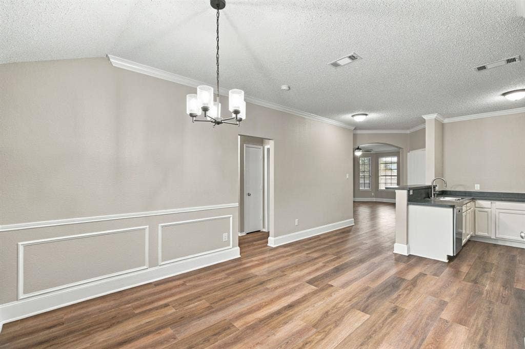 1627 Sequoia Drive, Krum, TX 76249