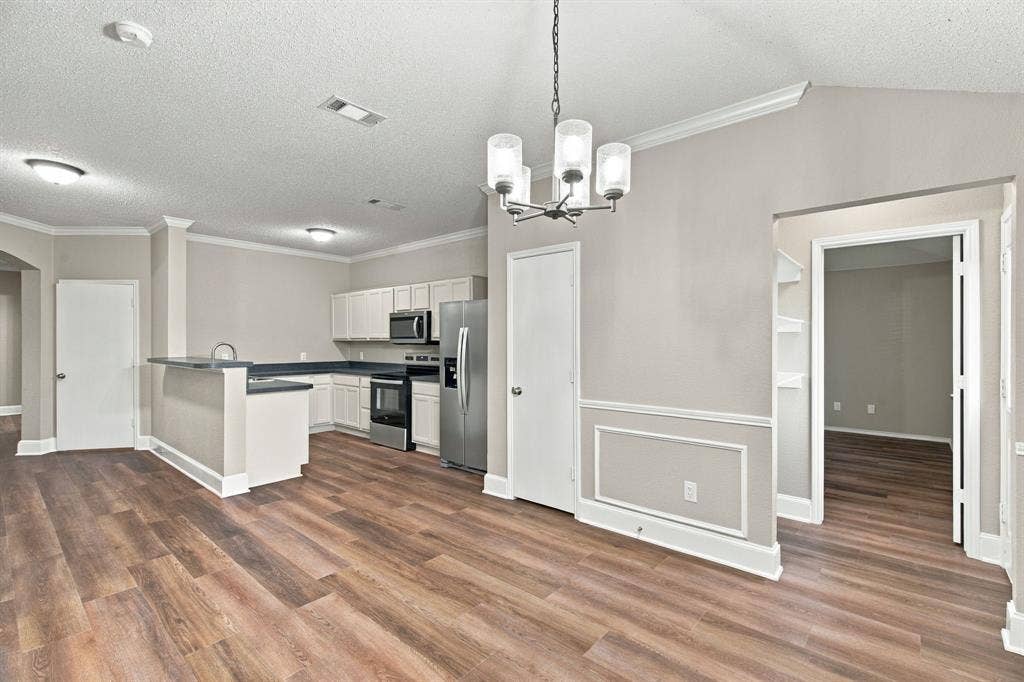 1627 Sequoia Drive, Krum, TX 76249