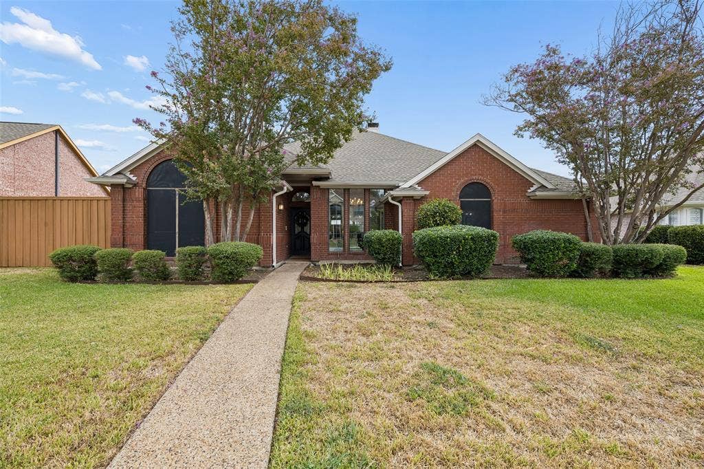 6656 Wickliff Trail, Plano, TX 75023 6656 Wickliff Trail, Plano, TX 75023