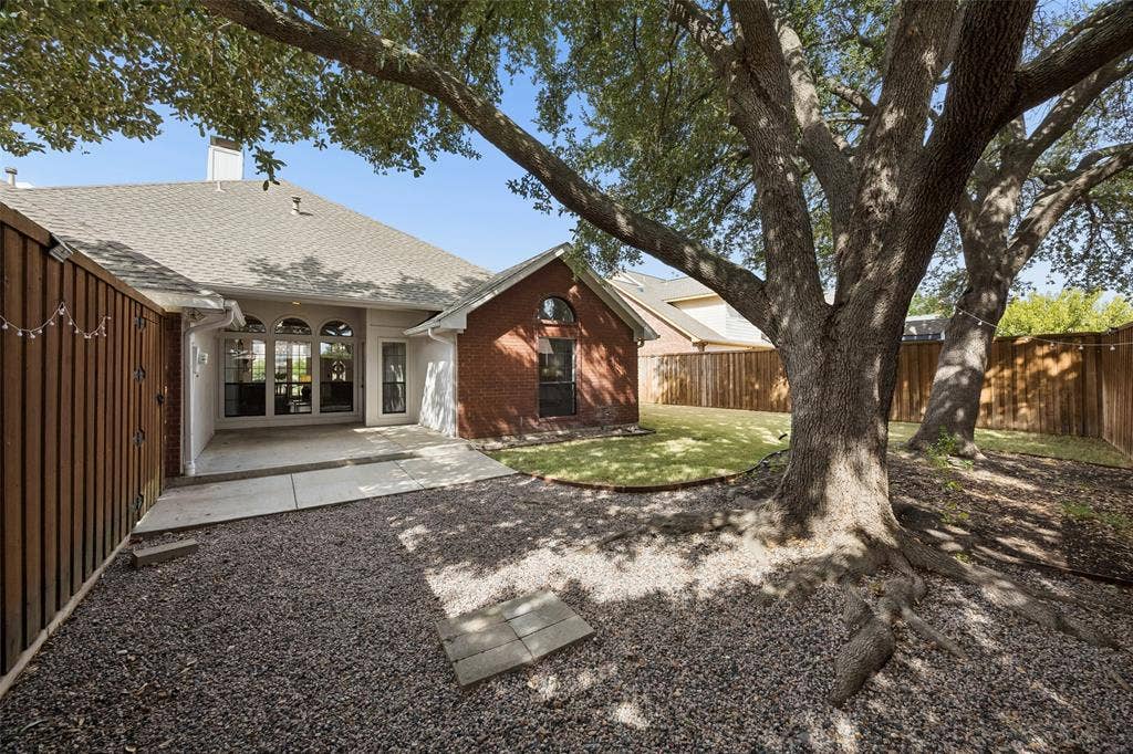 6656 Wickliff Trail, Plano, TX 75023 6656 Wickliff Trail, Plano, TX 75023