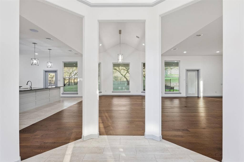 2541 Town View Drive, Cedar Hill, TX 75104