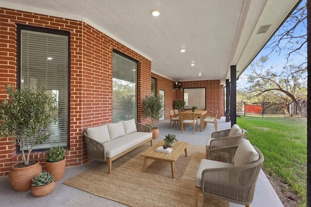Virtual staging