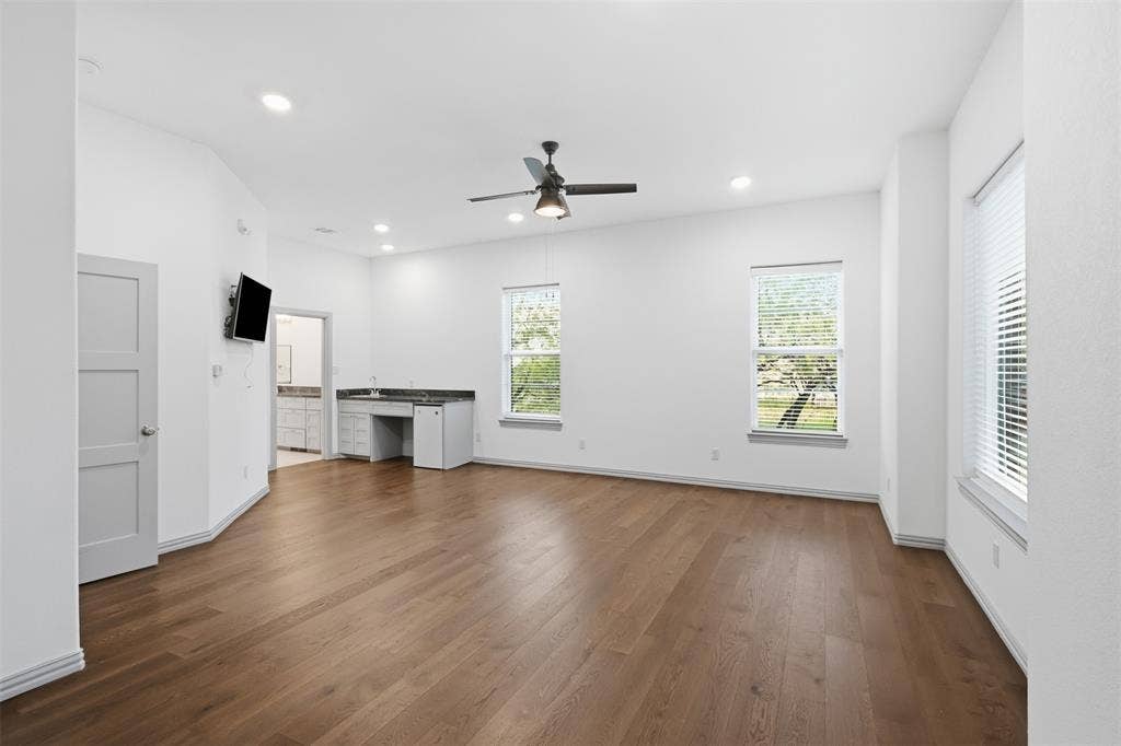 2541 Town View Drive, Cedar Hill, TX 75104