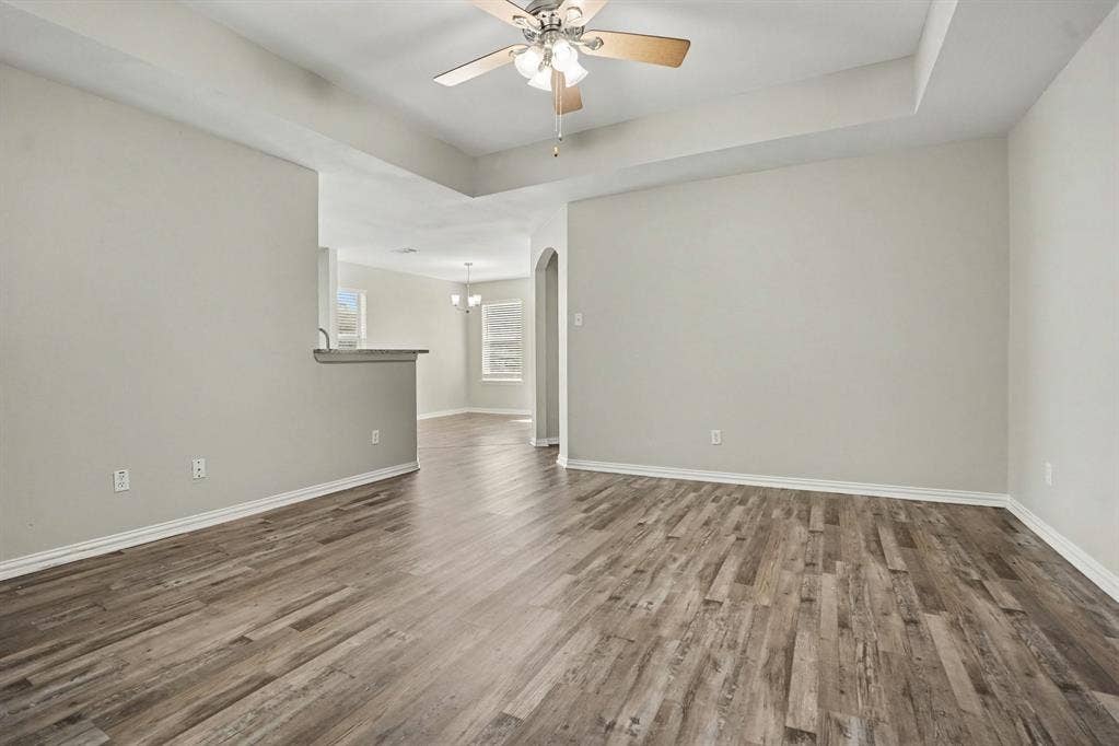 104 Camden Court, Irving, TX 75061