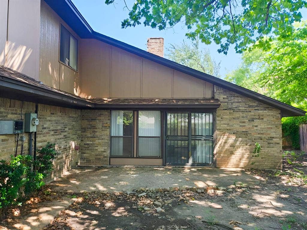 2120 Valley Forge Drive, Plano, TX 75075 2120 Valley Forge Drive, Plano, TX 75075