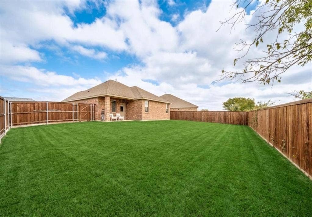 1124 Chip Street, Little Elm, TX 75068