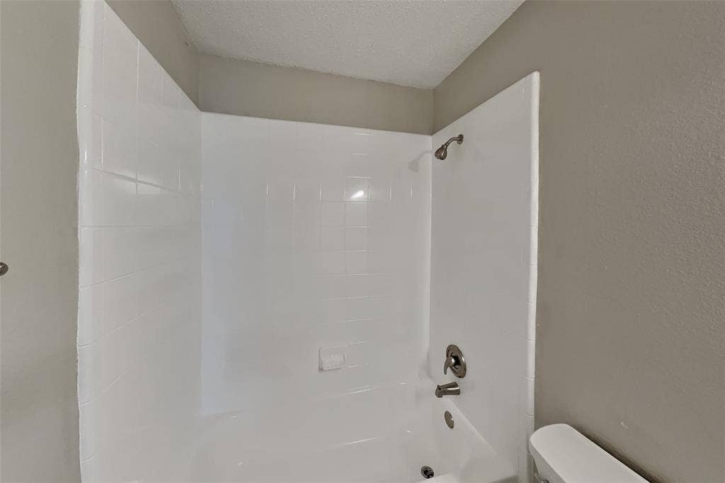 4408 Lansbury Lane, Plano, TX 75093 4408 Lansbury Lane, Plano, TX 75093