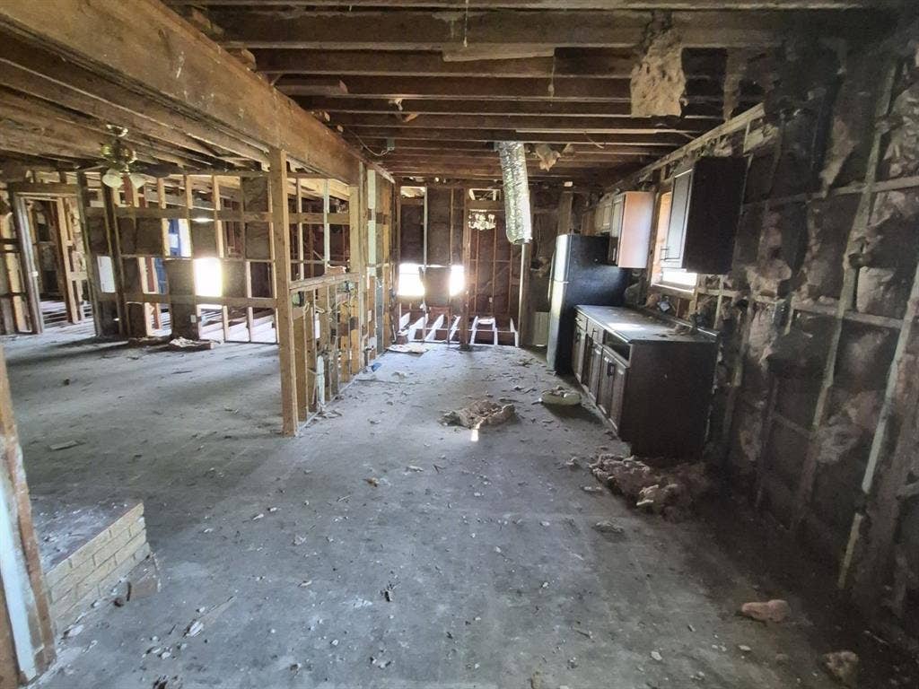 203 HILL Street, Farmersville, TX 75442 Current Condition