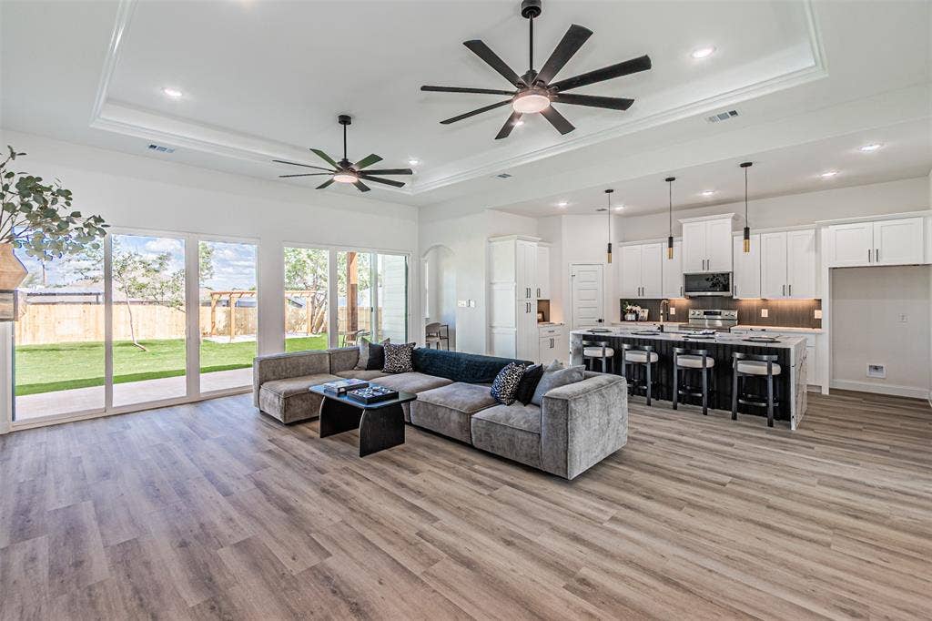 5407 Van Horn Drive, Granbury, TX 76048