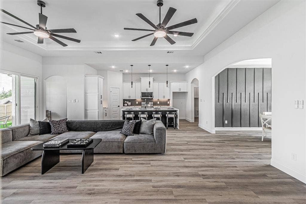 5407 Van Horn Drive, Granbury, TX 76048