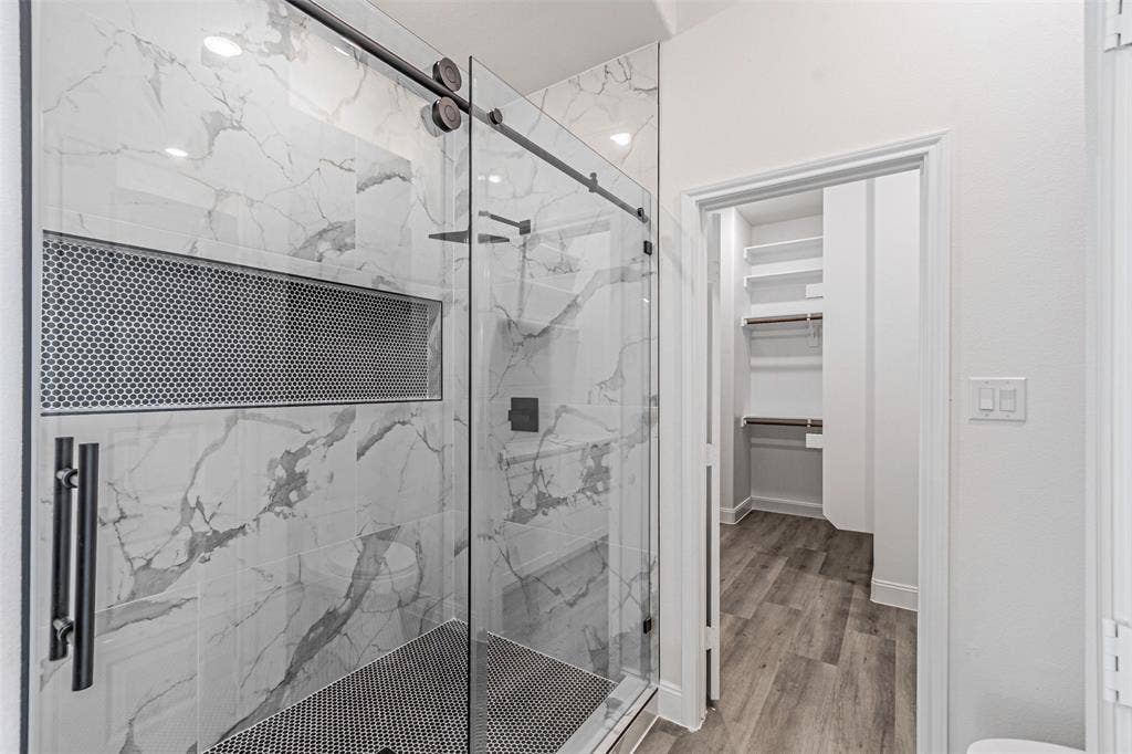 5407 Van Horn Drive, Granbury, TX 76048