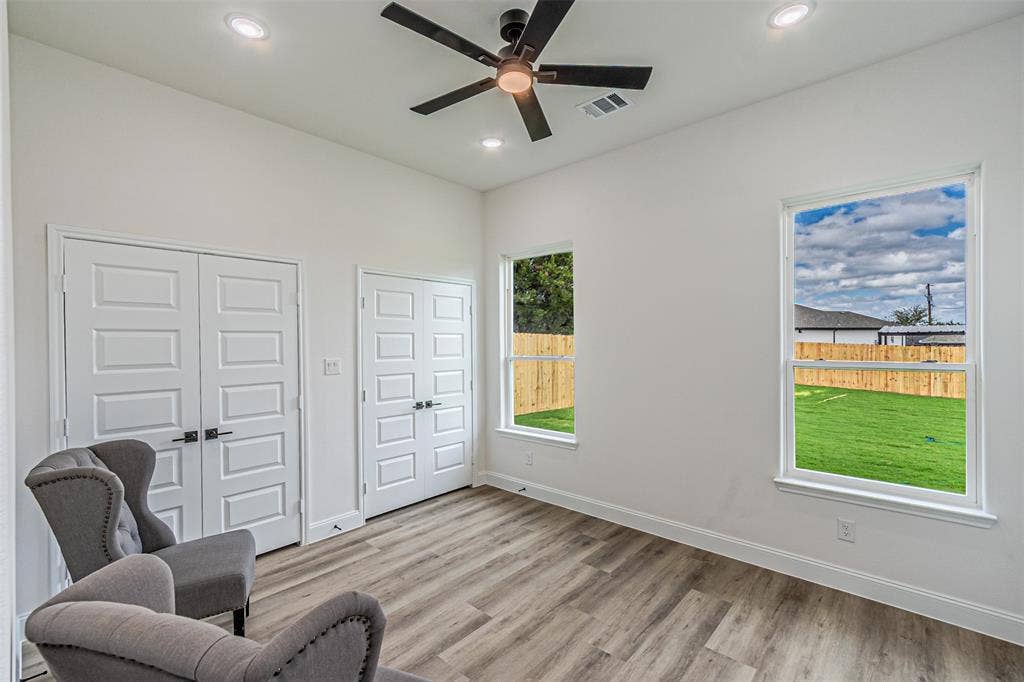 5407 Van Horn Drive, Granbury, TX 76048