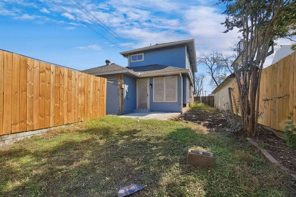 1229 Old Barn Lane, Mesquite, TX 75149 1229 Old Barn Lane, Mesquite, TX 75149