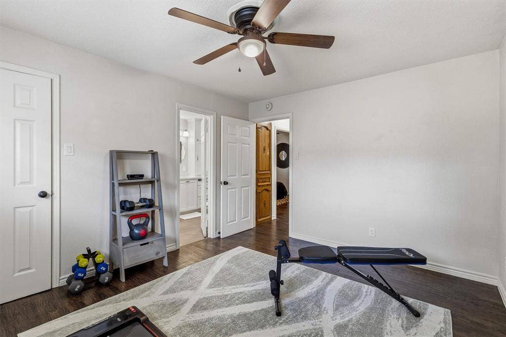 2904 Foxboro Drive, Richardson, TX 75082 2904 Foxboro Drive, Richardson, TX 75082