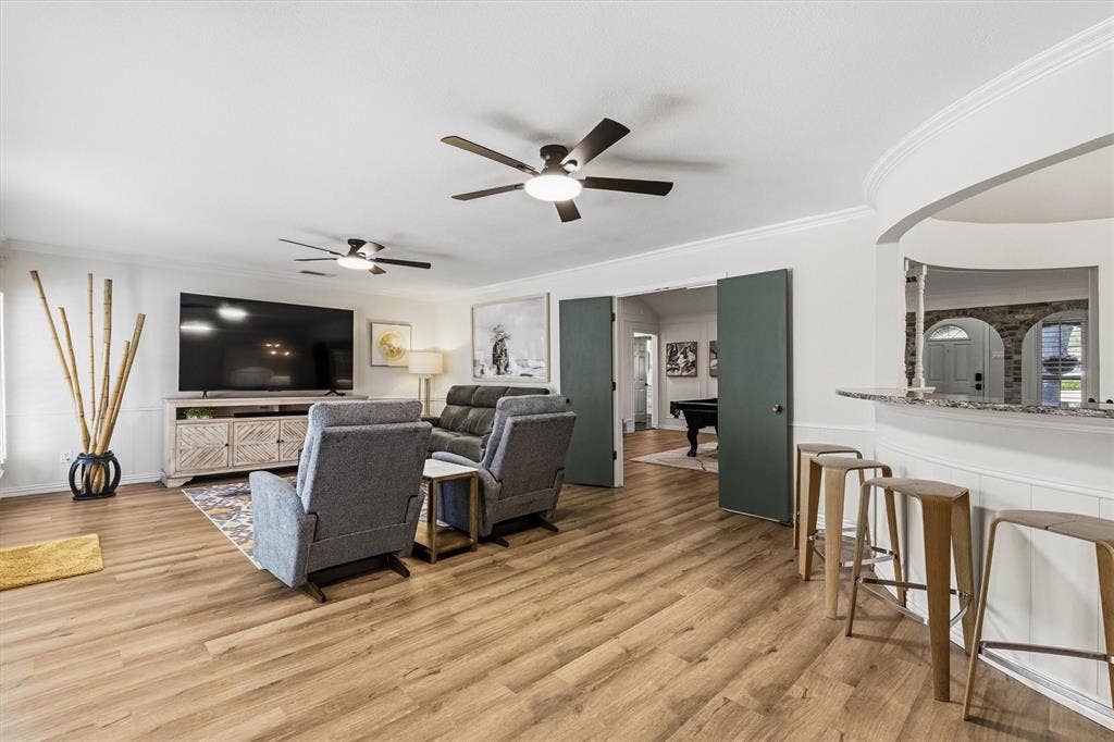 2904 Foxboro Drive, Richardson, TX 75082 2904 Foxboro Drive, Richardson, TX 75082
