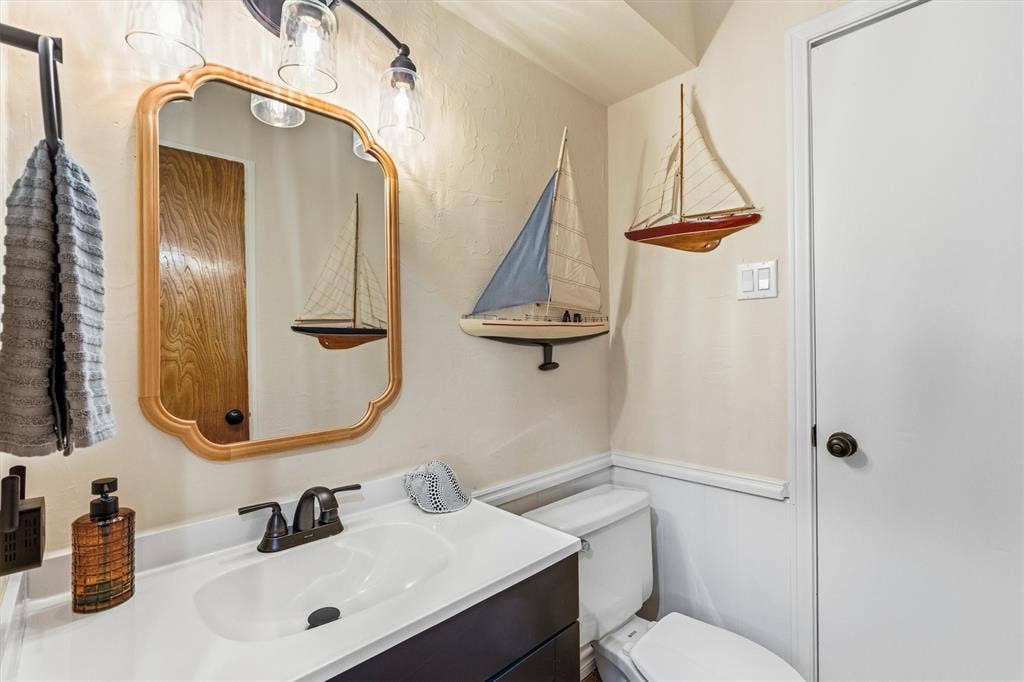 2904 Foxboro Drive, Richardson, TX 75082 2904 Foxboro Drive, Richardson, TX 75082