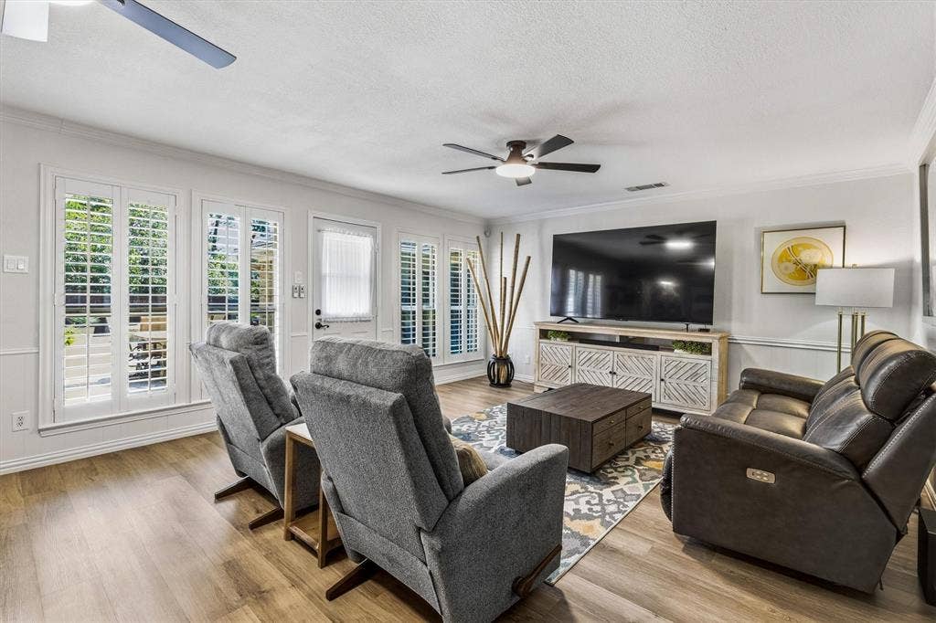 2904 Foxboro Drive, Richardson, TX 75082 2904 Foxboro Drive, Richardson, TX 75082