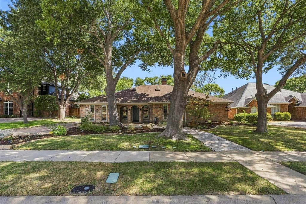 2904 Foxboro Drive, Richardson, TX 75082 2904 Foxboro Drive, Richardson, TX 75082