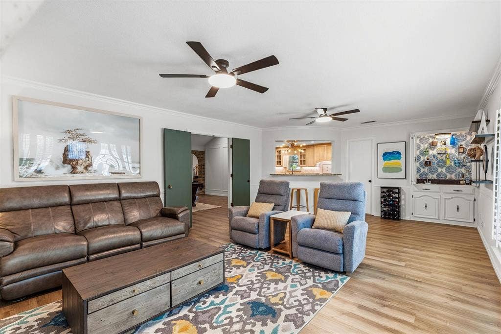 2904 Foxboro Drive, Richardson, TX 75082 2904 Foxboro Drive, Richardson, TX 75082