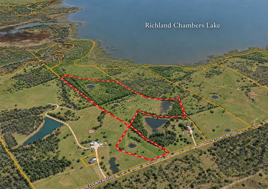 Property photo for 3337 SE County Road 1200, Streetman, TX