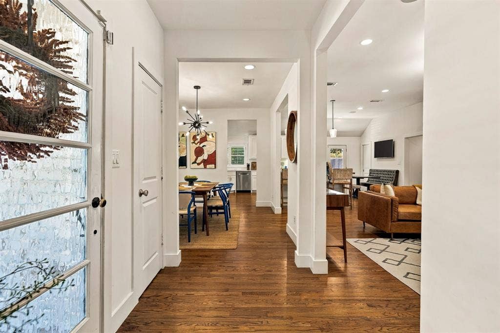 6438 Mccommas Boulevard, Dallas, TX 75214 6438 Mccommas Boulevard, Dallas, TX 75214