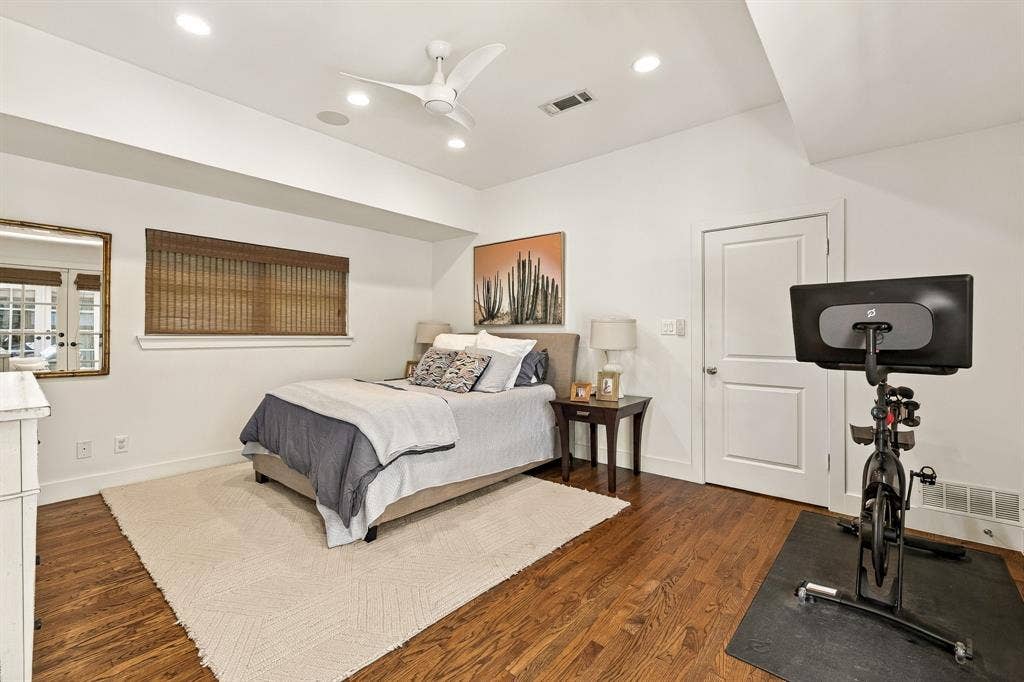 6438 Mccommas Boulevard, Dallas, TX 75214 6438 Mccommas Boulevard, Dallas, TX 75214