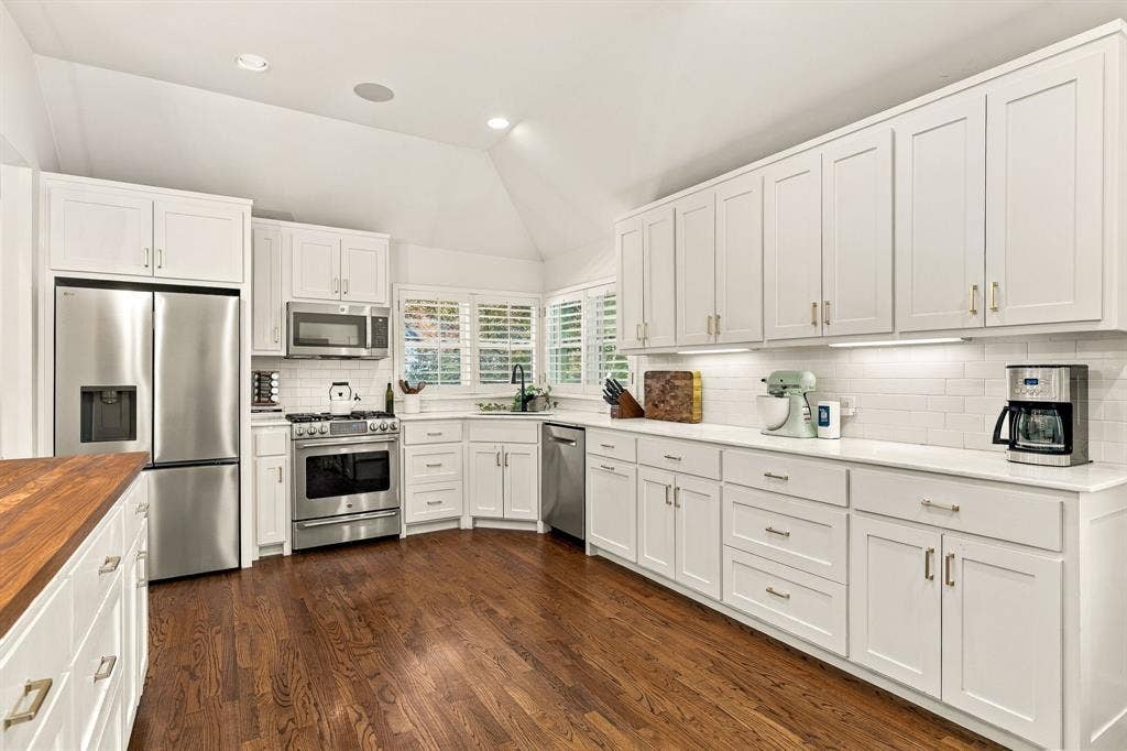 6438 Mccommas Boulevard, Dallas, TX 75214 6438 Mccommas Boulevard, Dallas, TX 75214