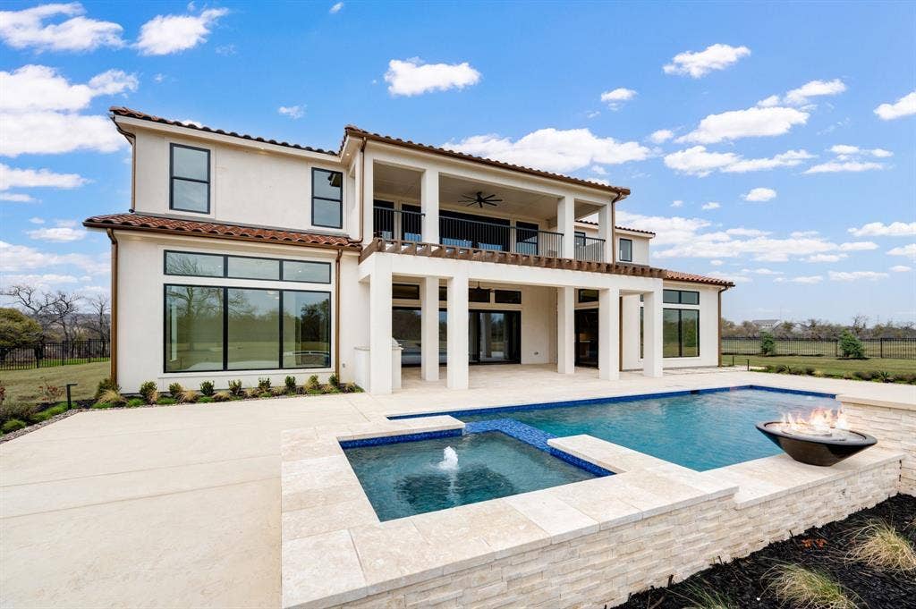 10621 Arrowhead Point Drive, Fort Worth, TX 76179 10621 Arrowhead Point Drive, Fort Worth, TX 76179