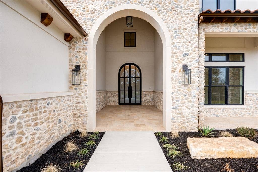10621 Arrowhead Point Drive, Fort Worth, TX 76179 10621 Arrowhead Point Drive, Fort Worth, TX 76179
