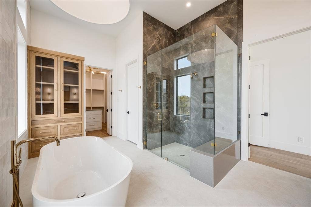 10621 Arrowhead Point Drive, Fort Worth, TX 76179 10621 Arrowhead Point Drive, Fort Worth, TX 76179