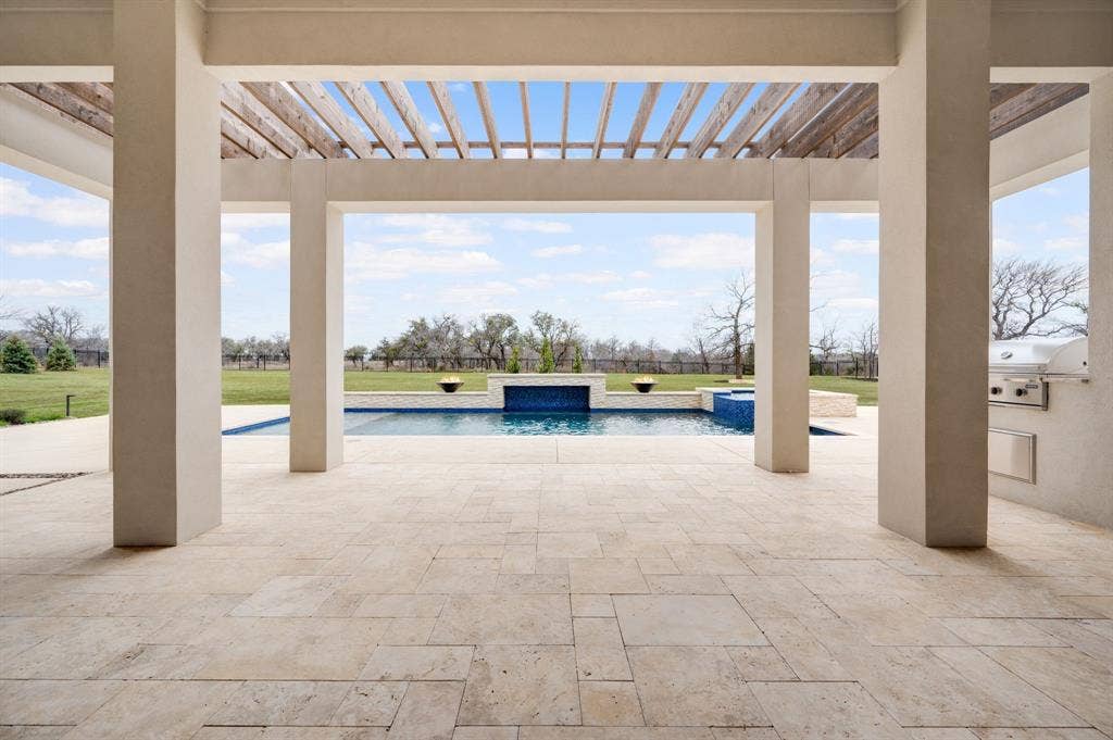 10621 Arrowhead Point Drive, Fort Worth, TX 76179 10621 Arrowhead Point Drive, Fort Worth, TX 76179