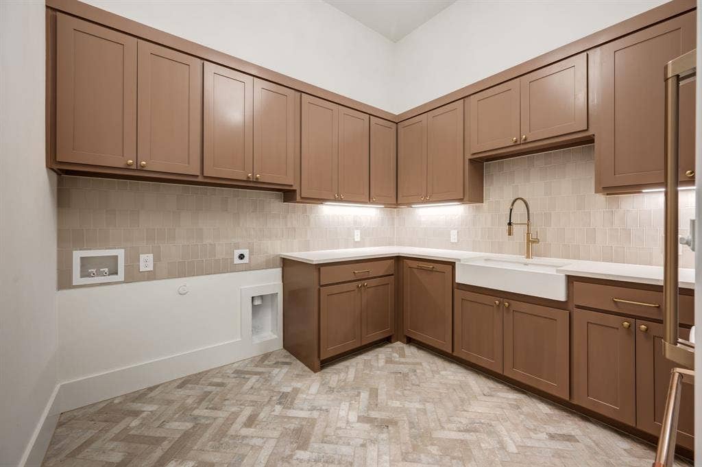 10621 Arrowhead Point Drive, Fort Worth, TX 76179 10621 Arrowhead Point Drive, Fort Worth, TX 76179