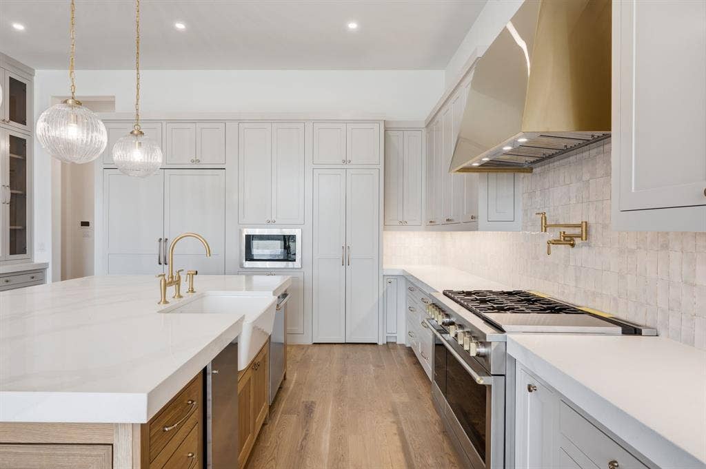 10621 Arrowhead Point Drive, Fort Worth, TX 76179 10621 Arrowhead Point Drive, Fort Worth, TX 76179