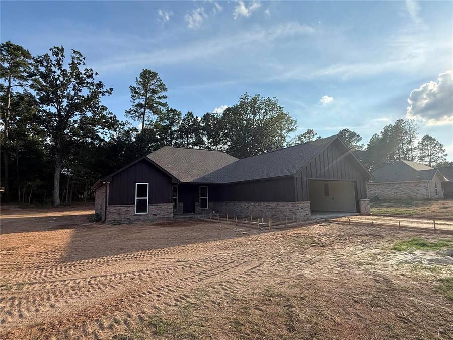 Property photo for 347 Private Road 6292, Mineola, TX