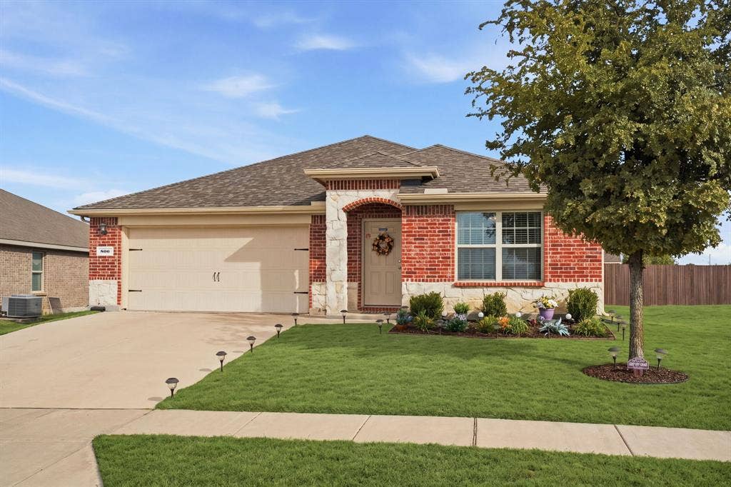 800 Amber Street, Princeton, TX 75407 Make Your Move Today & Welcome Home!