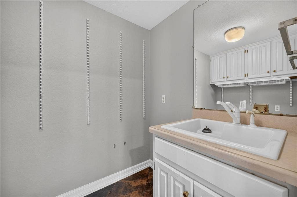 4603 N Oconnor Court, Irving, TX 75062