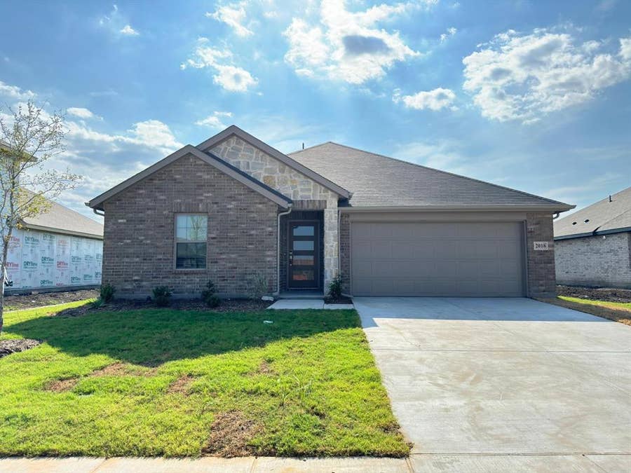 Property photo for 2018 Sycamore ridge Trail, Van Alstyne, TX