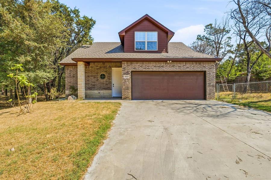 Property photo for 9313 Apache Trail, Rio Vista, TX