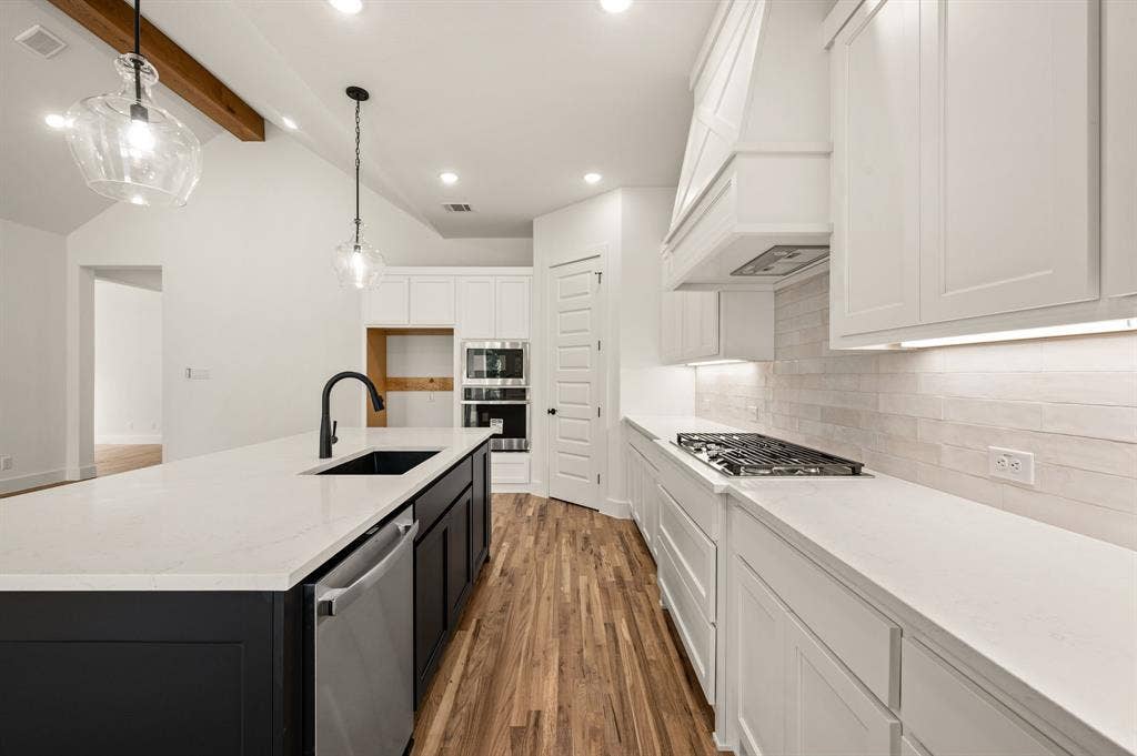 704 Blackbird Drive, Aledo, TX 76008 704 Blackbird Drive, Aledo, TX 76008