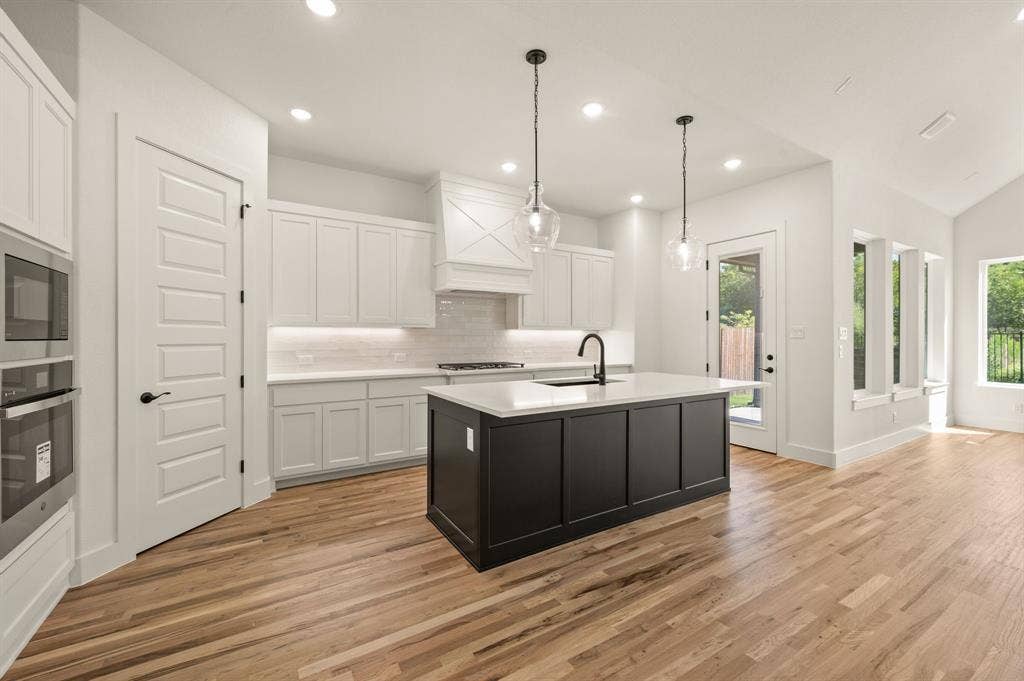 704 Blackbird Drive, Aledo, TX 76008 704 Blackbird Drive, Aledo, TX 76008