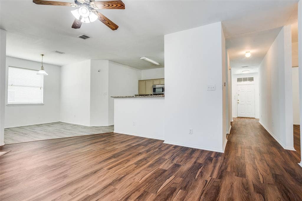 4021 Carrington Drive, Garland, TX 75043 4021 Carrington Drive, Garland, TX 75043
