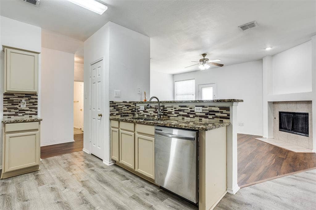 4021 Carrington Drive, Garland, TX 75043 4021 Carrington Drive, Garland, TX 75043