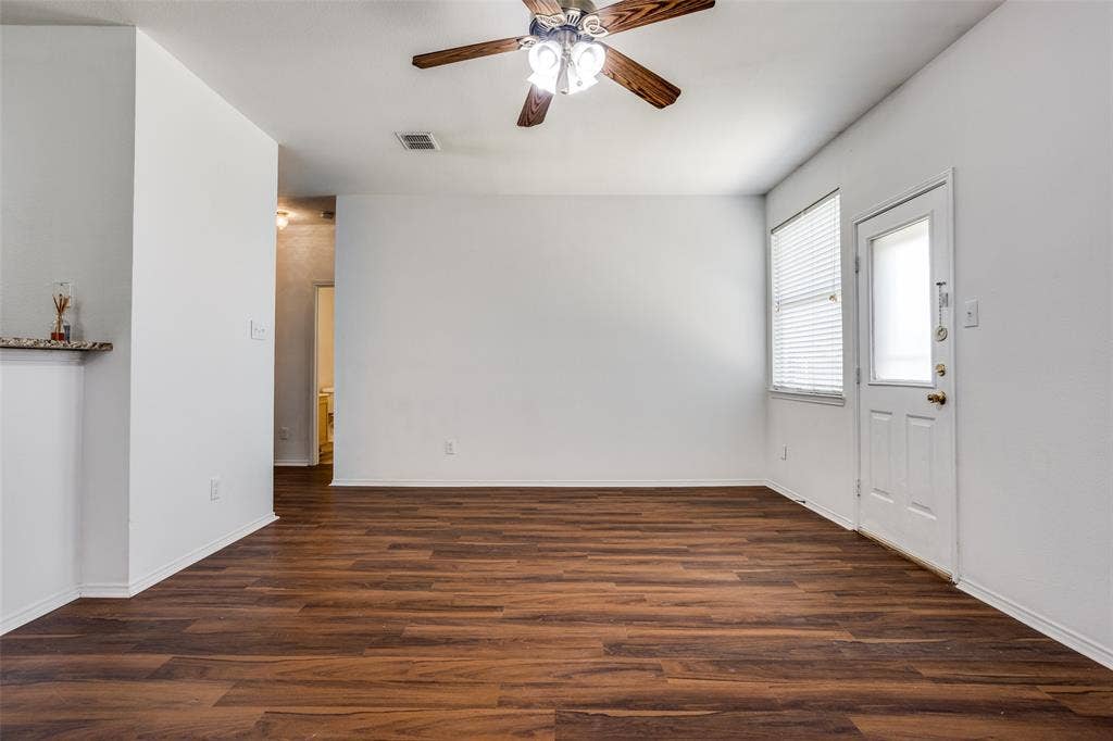 4021 Carrington Drive, Garland, TX 75043 4021 Carrington Drive, Garland, TX 75043