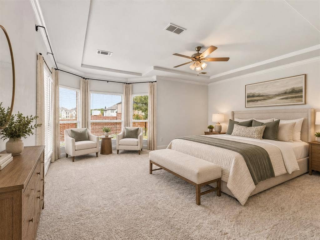 913 Peabody Drive, McKinney, TX 75071 Primary bedrom with sitting area.