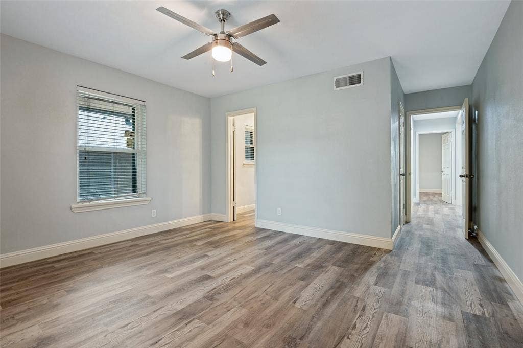 1585 E Kiest Boulevard, Dallas, TX 75216 1585 E Kiest Boulevard, Dallas, TX 75216