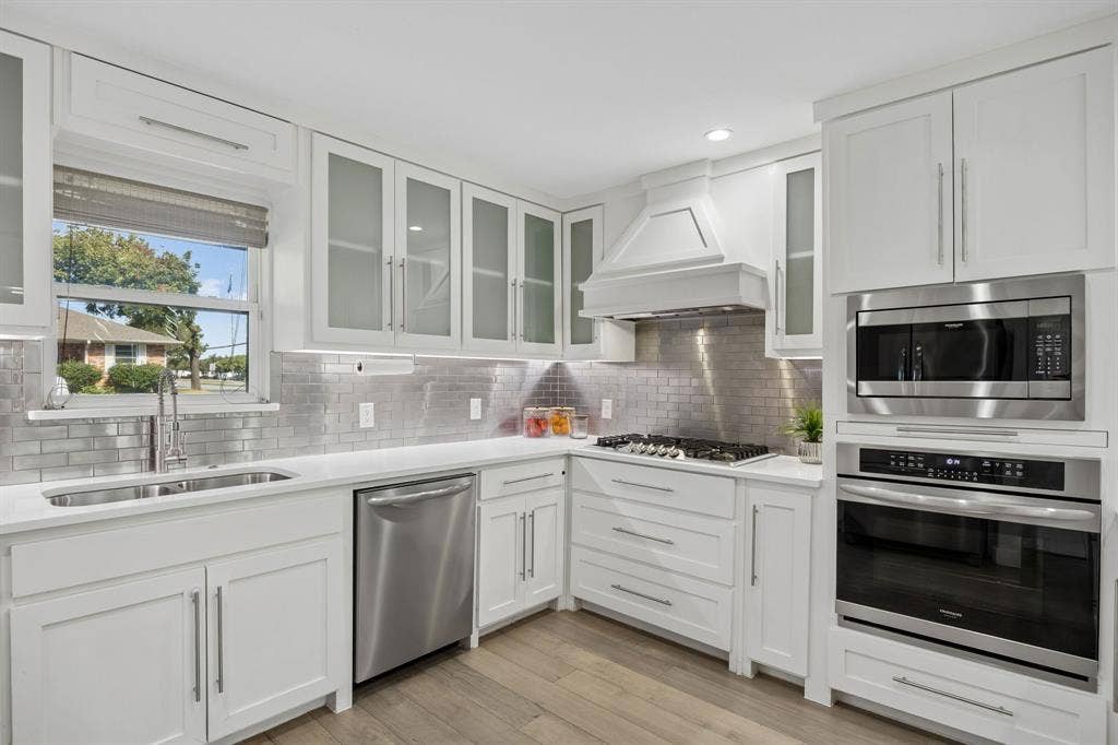 7986 Briaridge Road, Dallas, TX 75248 7986 Briaridge Road, Dallas, TX 75248